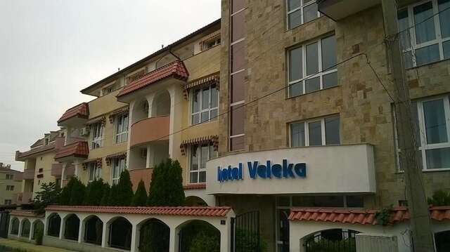 Отель Hotel Veleka Черноморец-3